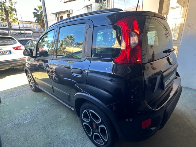 PANDA 1.0 HYBRID CITY LIFE 2022 KM 20.000 SCHERMO TOUCH